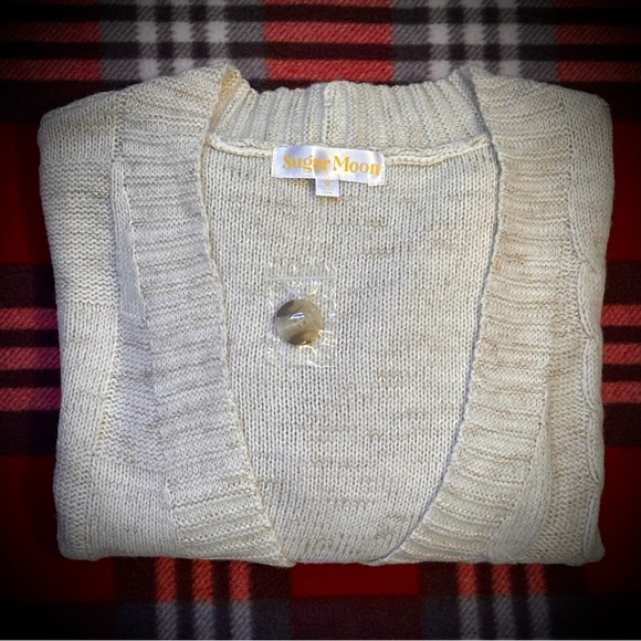 (#134) Sugar Moon 
Women’s Cardigan Sweater - Picture 9 of 11